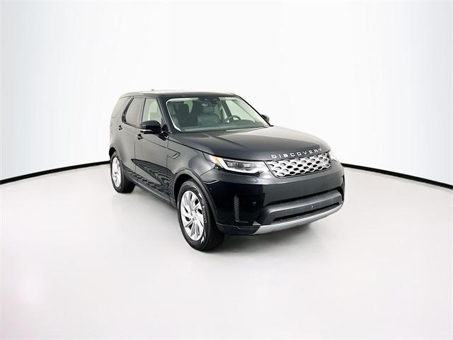 Photo of 2024 Santorini Black Land Rover Discovery
