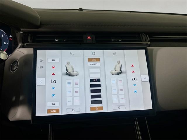 Photo of 2026 Arroios Grey Land Rover Range Rover Velar