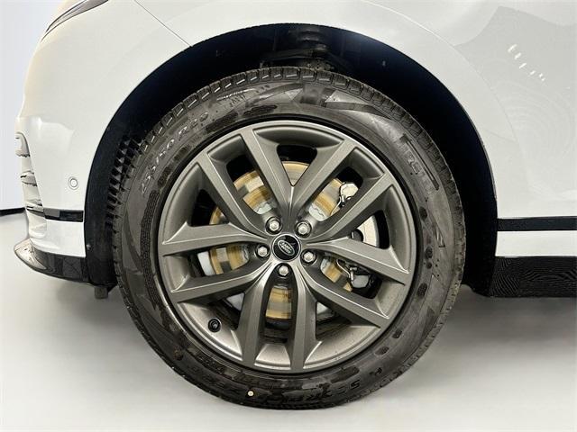 Photo of 2026 Arroios Grey Land Rover Range Rover Velar