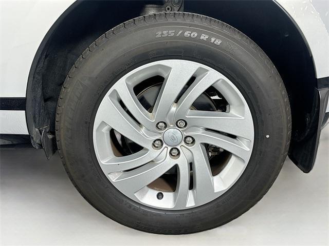 Photo of 2023 Seoul Pearl Silver Land Rover Range Rover Evoque