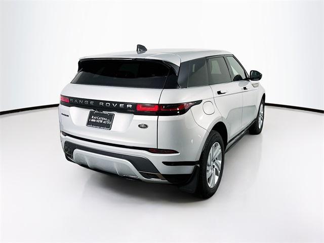 Photo of 2023 Seoul Pearl Silver Land Rover Range Rover Evoque