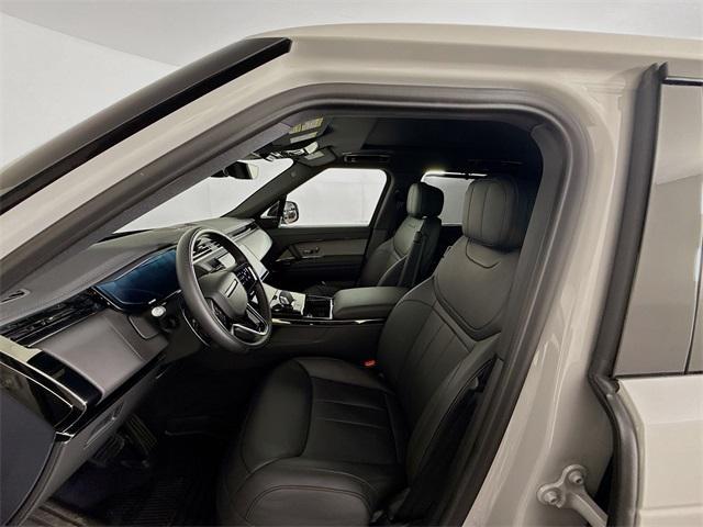 Photo of 2025 Borasco Grey Land Rover Range Rover Sport