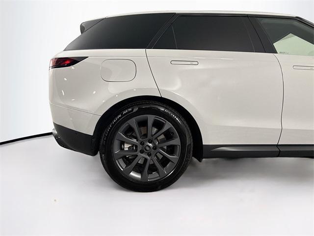 Photo of 2025 Borasco Grey Land Rover Range Rover Sport