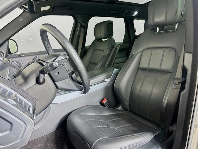 Photo of 2018 Kaikoura Stone Land Rover Range Rover Sport