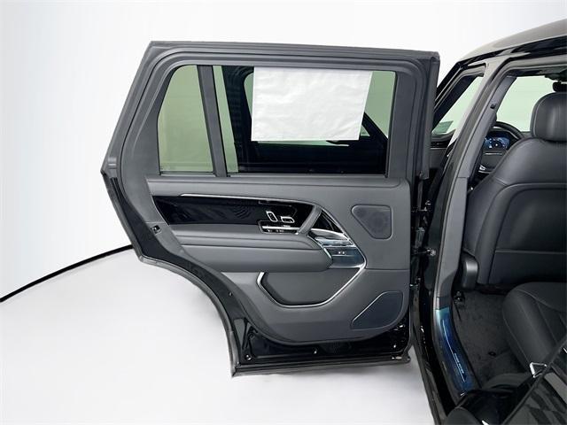 Photo of 2025 Santorini Black Land Rover Range Rover