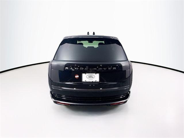 Photo of 2025 Santorini Black Land Rover Range Rover