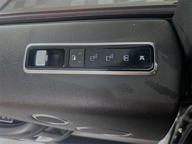 Photo of 2022 Santorini Black Land Rover Range Rover