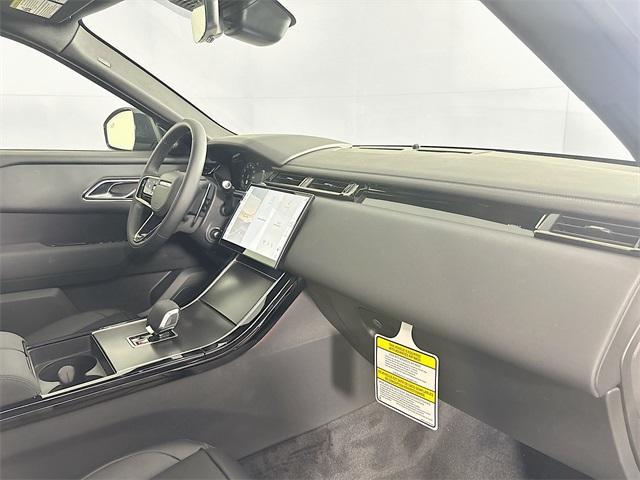 Photo of 2026 Batumi Gold Land Rover Range Rover Velar