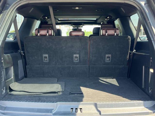 Photo of 2022 Silver Metallic Ford Expedition Max