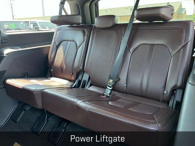 Photo of 2022 Silver Metallic Ford Expedition Max