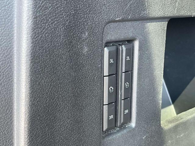 Photo of 2022 Silver Metallic Ford Expedition Max