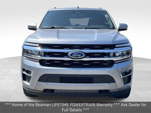 Photo of 2022 Silver Metallic Ford Expedition Max