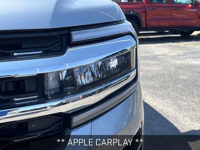 Photo of 2022 Silver Metallic Ford Expedition Max