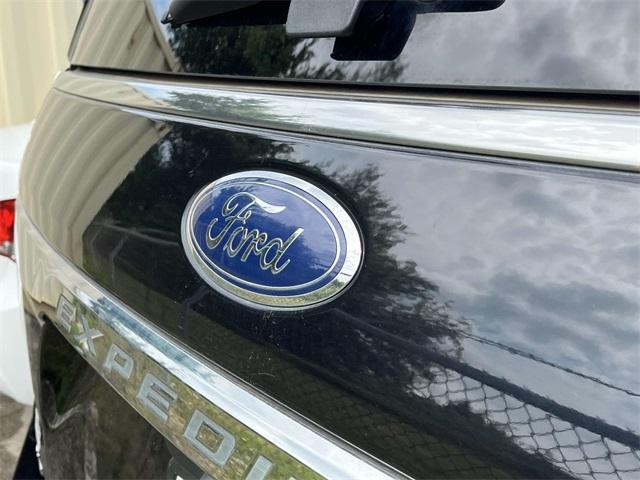 Photo of 2019 Black Ford Expedition