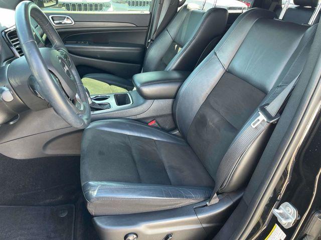 Photo of 2019 Diamond Black Jeep Grand Cherokee