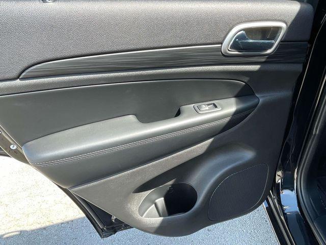 Photo of 2019 Diamond Black Jeep Grand Cherokee
