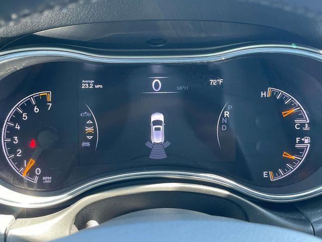 Photo of 2019 Diamond Black Jeep Grand Cherokee