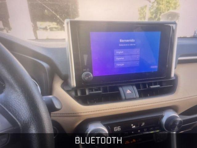 Photo of 2023 White Toyota RAV4 Hybrid