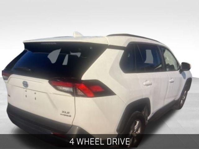 Photo of 2023 White Toyota RAV4 Hybrid