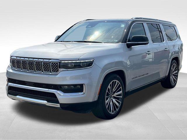 Photo of 2024 Silver Zynith Jeep Grand Wagoneer L