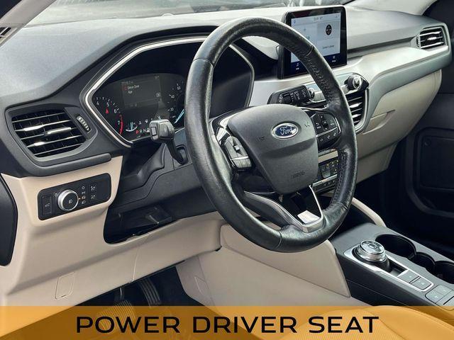 Photo of 2021 Blue Metallic Ford Escape