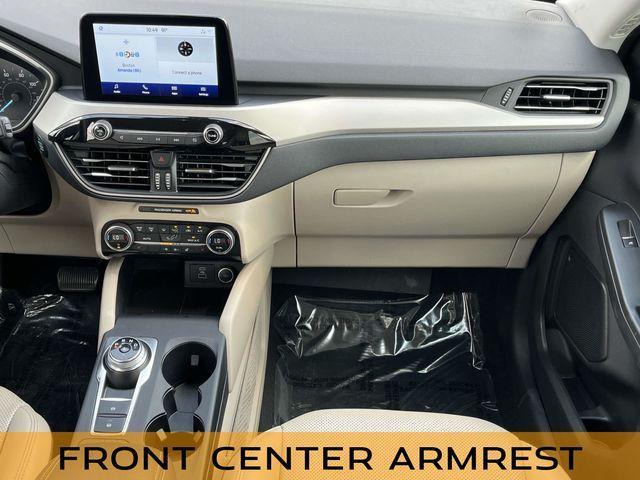Photo of 2021 Blue Metallic Ford Escape