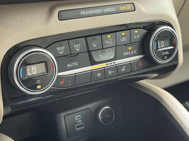 Photo of 2021 Blue Metallic Ford Escape