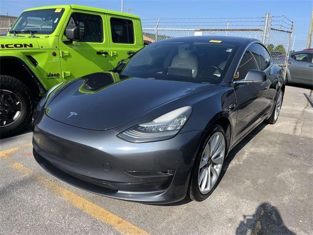 Photo of 2019 Black Tesla Model 3