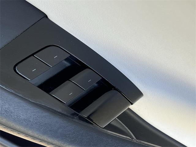 Photo of 2019 Black Tesla Model 3
