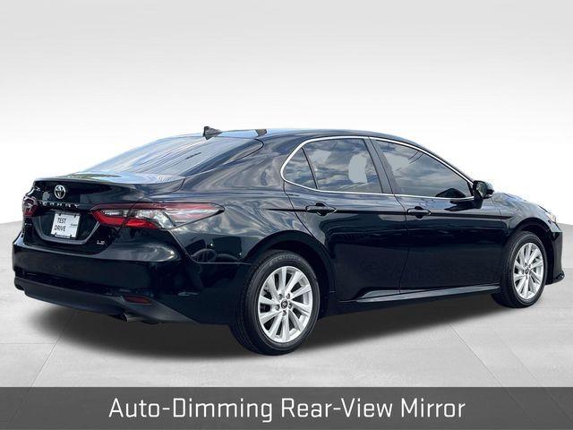 Photo of 2024 Midnight Black Metallic Toyota Camry