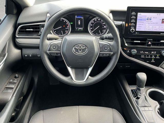 Photo of 2024 Midnight Black Metallic Toyota Camry