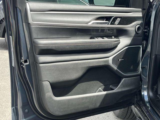 Photo of 2025 Riverrock Green Jeep Wagoneer