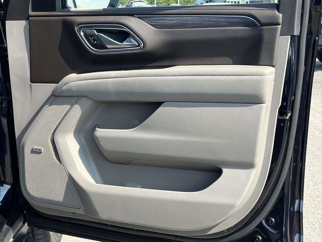 Photo of 2022 Midnight Blue Metallic GMC Yukon XL