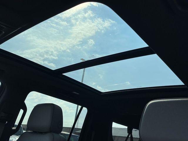 Photo of 2022 Midnight Blue Metallic GMC Yukon XL