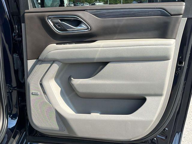 Photo of 2022 Midnight Blue Metallic GMC Yukon XL