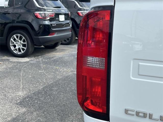 Photo of 2021 Summit White Chevrolet Colorado