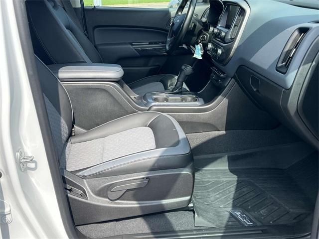 Photo of 2021 Summit White Chevrolet Colorado