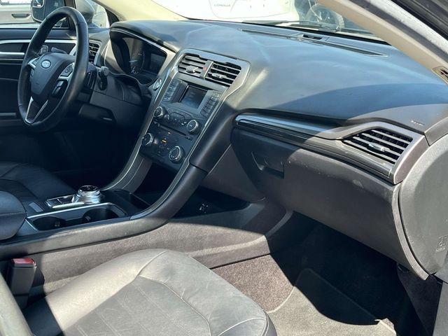 Photo of 2017 Gray Ford Fusion
