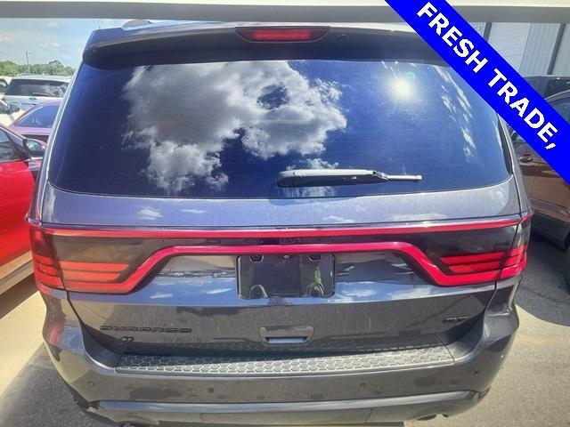 Photo of 2019 Granite Clearcoat Metallic Dodge Durango