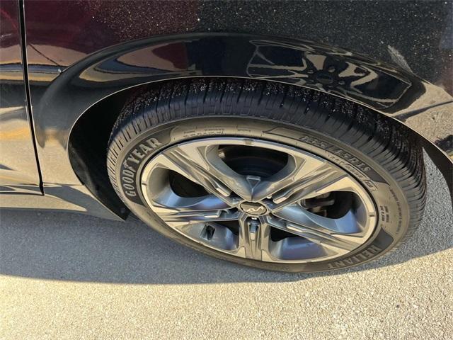 Photo of 2022 Ebony Black Kia K5