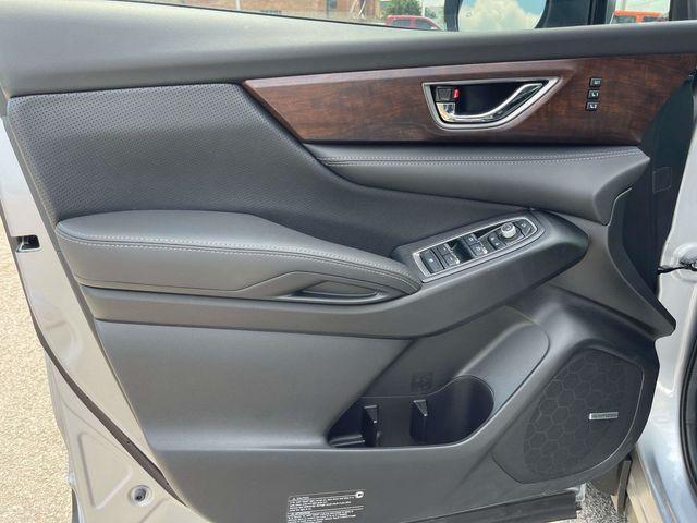 Photo of 2024 Ice Silver Metallic Subaru Ascent