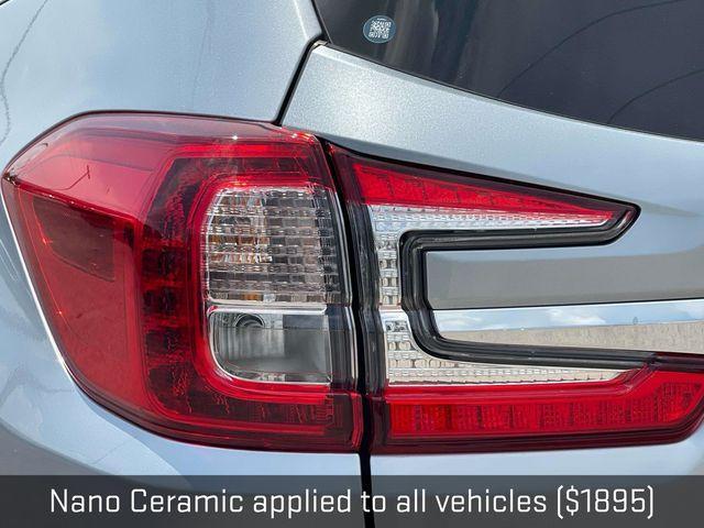 Photo of 2024 Ice Silver Metallic Subaru Ascent