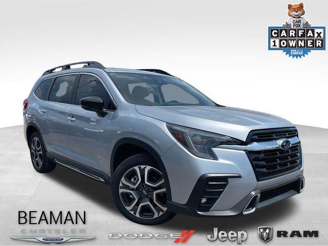 Photo of 2024 Ice Silver Metallic Subaru Ascent