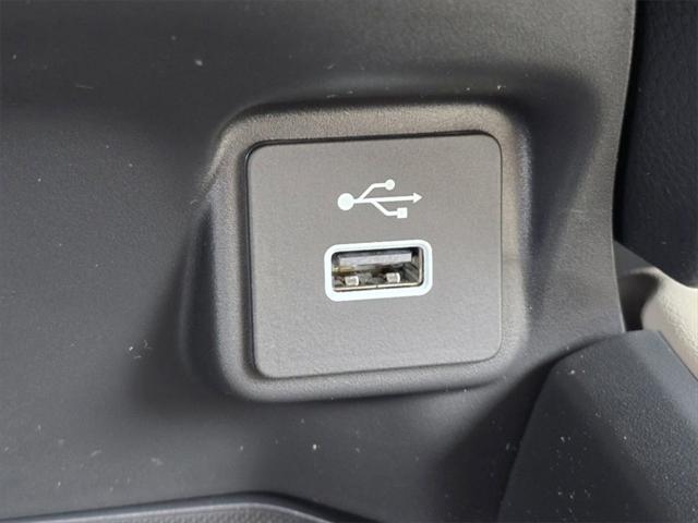 Photo of 2025 Lunar Silver Metallic Honda HR-V