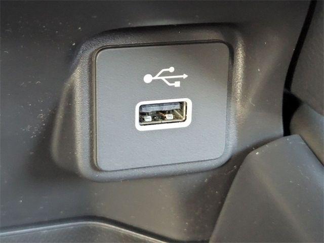 Photo of 2025 Platinum White Pearl Honda HR-V
