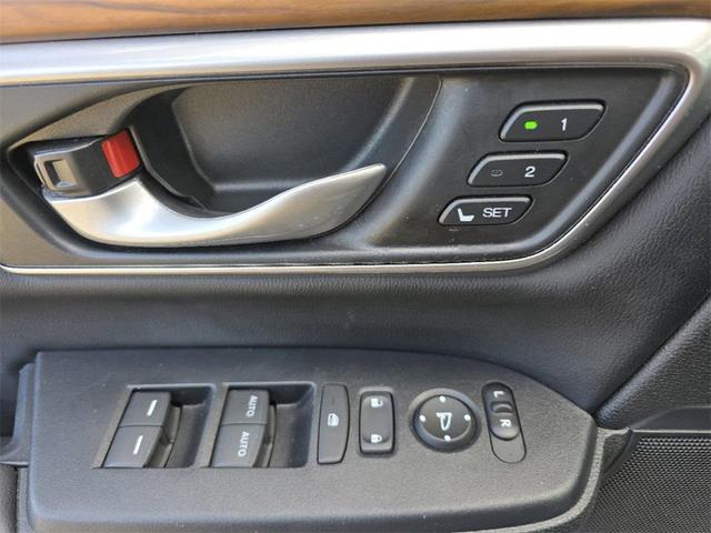 Photo of 2022 Silver Honda CR-V