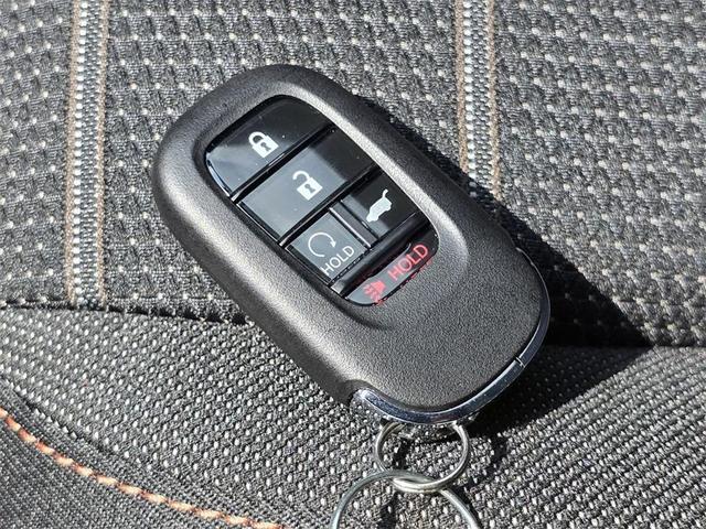 Photo of 2026 Meteorite Gray Pearl Honda CR-V Hybrid