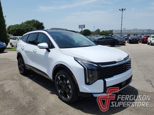 Photo of 2026 Glacial White Pearl Kia Sportage