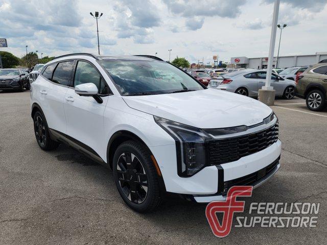 Photo of 2026 Glacial White Pearl Kia Sportage