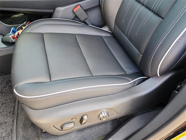 Photo of 2025 Ebony Twilight Metallic Buick Enclave